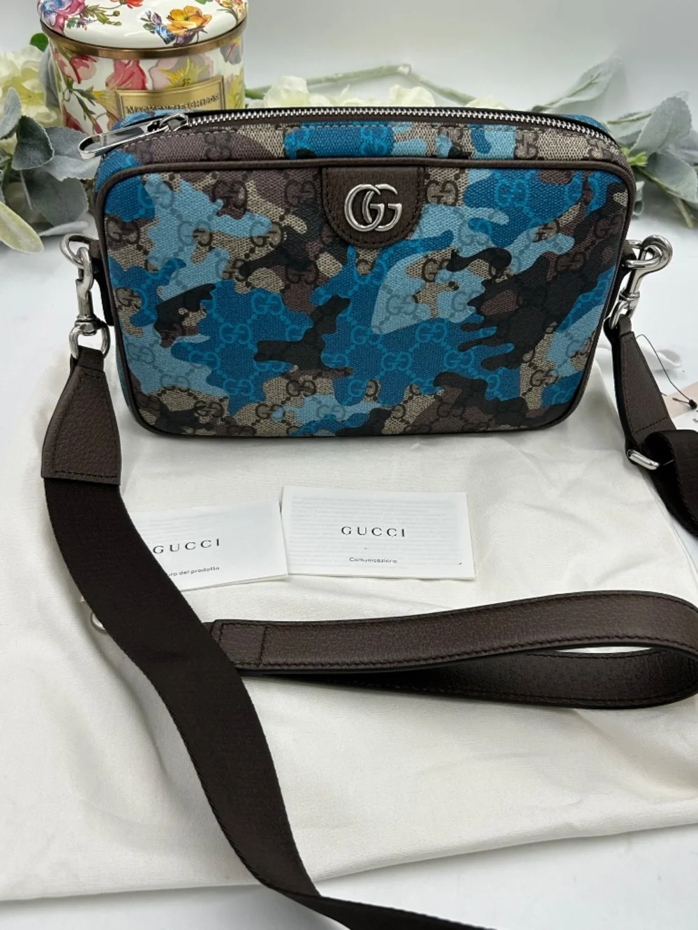 Unisex Gucci GG Crossbody Bag.